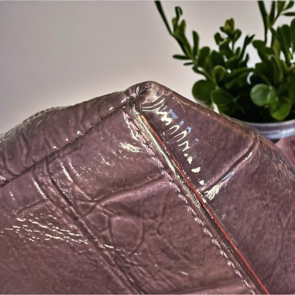 Kate Spade GUC+ Purple Croc Embossed Patent Leather Noelle Shoulder Bag - Picture 14 of 14